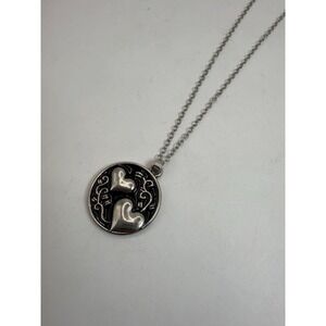 Silver Tone Sister Pendant Necklace – Double Heart Inspirational Jewelry Gift